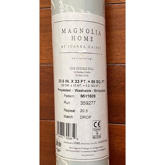 MAGNOLIA HOME Joanna Gaines Prepasted Wallpaper 56 sq ft Noteworthy Green White - Picture 3 of 8